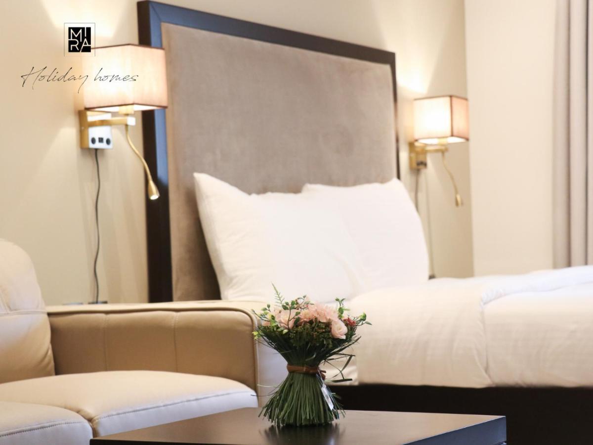 Mira Holiday Homes - Newly Furnished Studio In Downtown دبي المظهر الخارجي الصورة