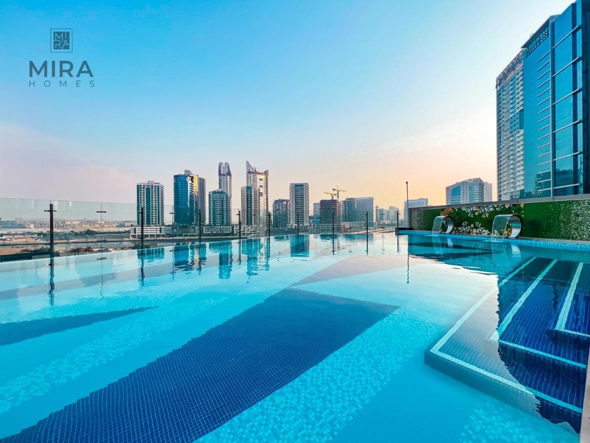 Mira Holiday Homes - Newly Furnished Studio In Downtown دبي المظهر الخارجي الصورة